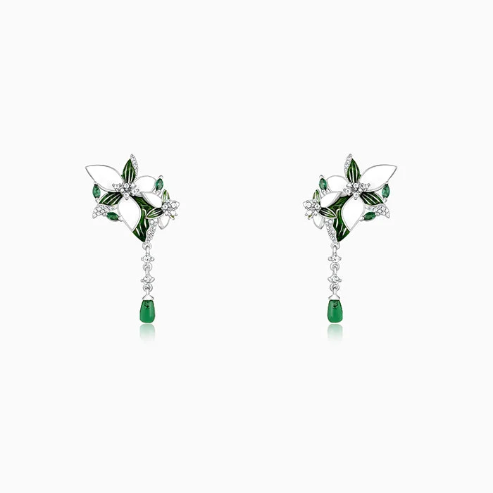 Women’s trendy hoop earrings-Silver Majestic Trillium Earrings