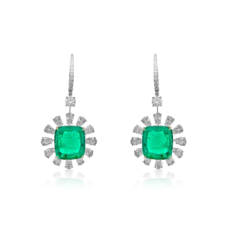 Women’s large stud earrings-6.84 cts TW  Colour Stone 26.85 cts  Diamond Earrings