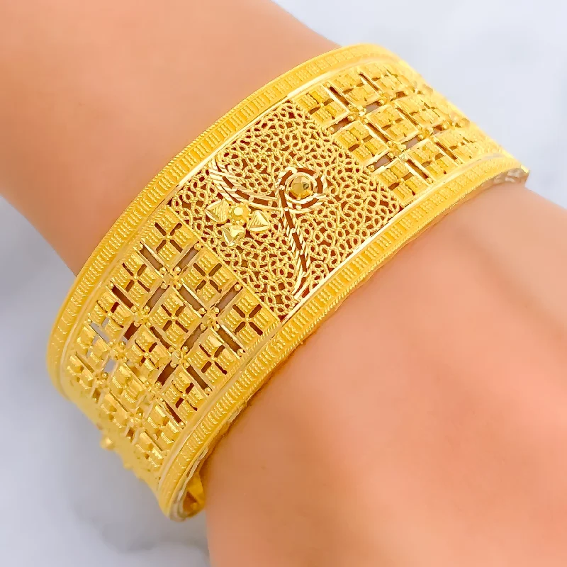 Women’s silver charm bangles-Versatile Graceful 22k Gold Netted Screw Bangle