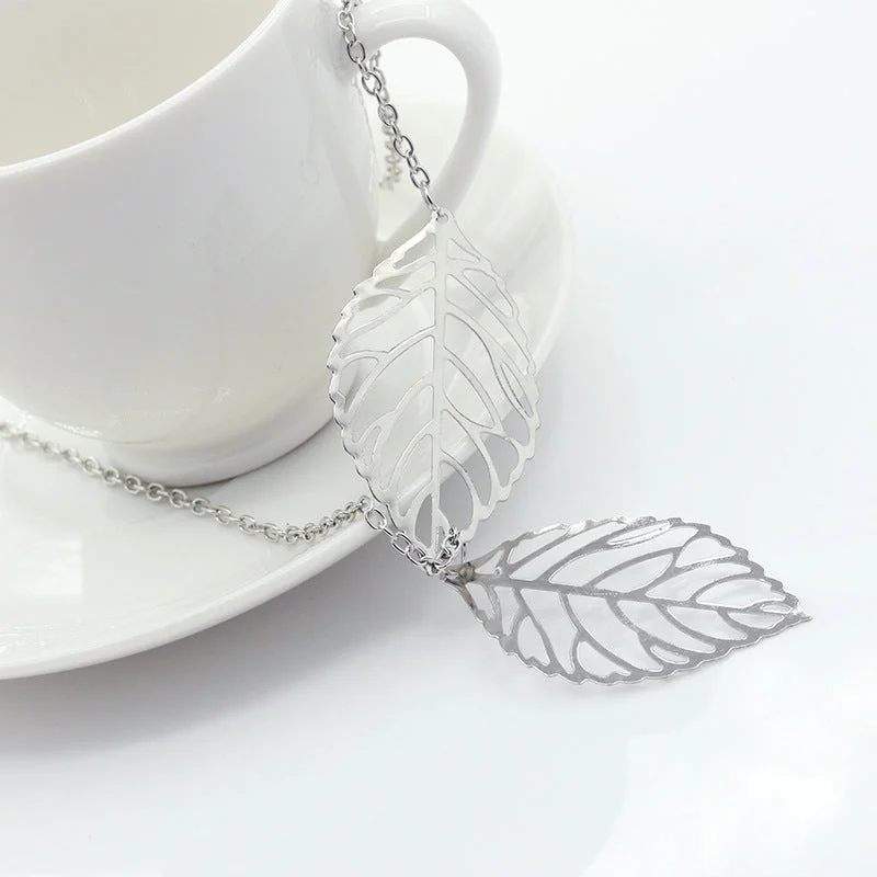 Double Leaf Silver 0320