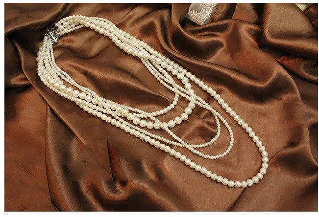 Women’s statement necklaces-Retro Solid Color Imitation Pearl Alloy Beaded Plating Women's Sweater Chain