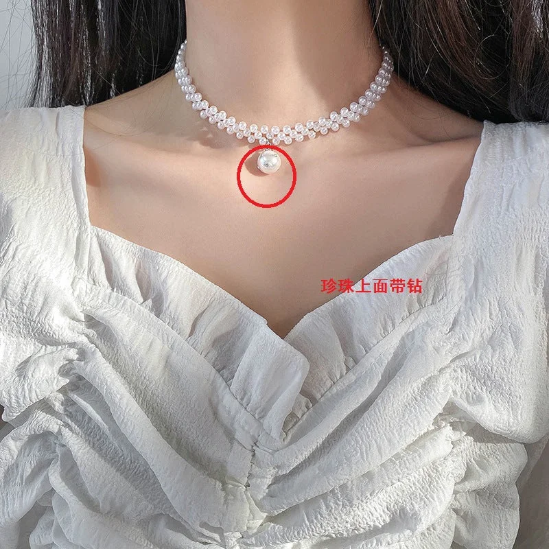 White Pearl Necklace