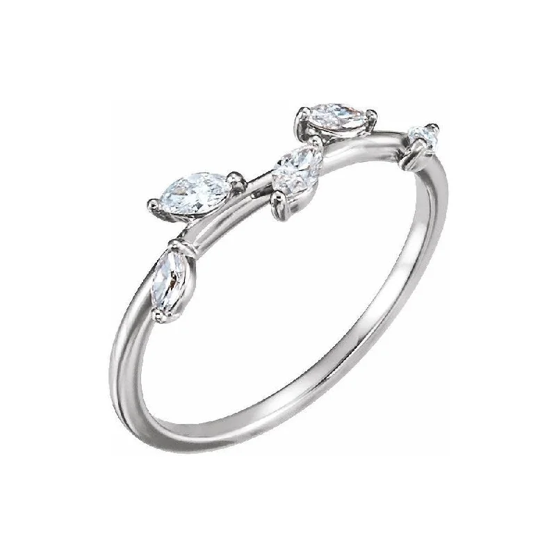 Women’s oval rings-14K White Gold 1/4 CTW Diamond Leaf Ring for Women