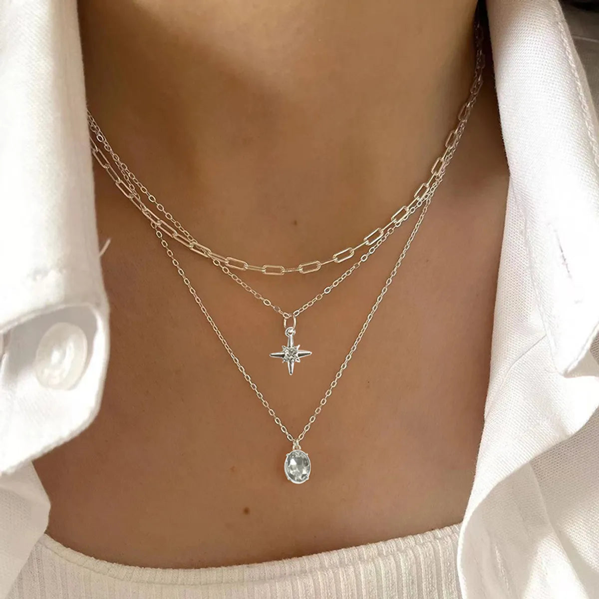 Women’s silver necklaces-Simple Style Commute Star Oval Rhinestones Alloy Wholesale Three Layer Necklace