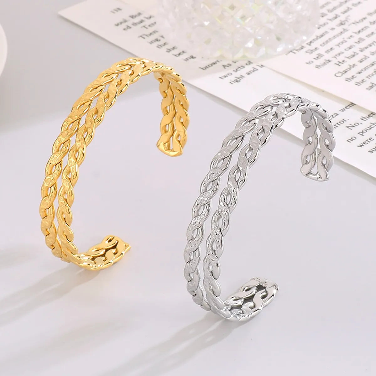 Women’s double bangle bracelets-Modern Style Simple Style Solid Color Stainless Steel Titanium Steel Gold Plated Rhinestones Bangle In Bulk