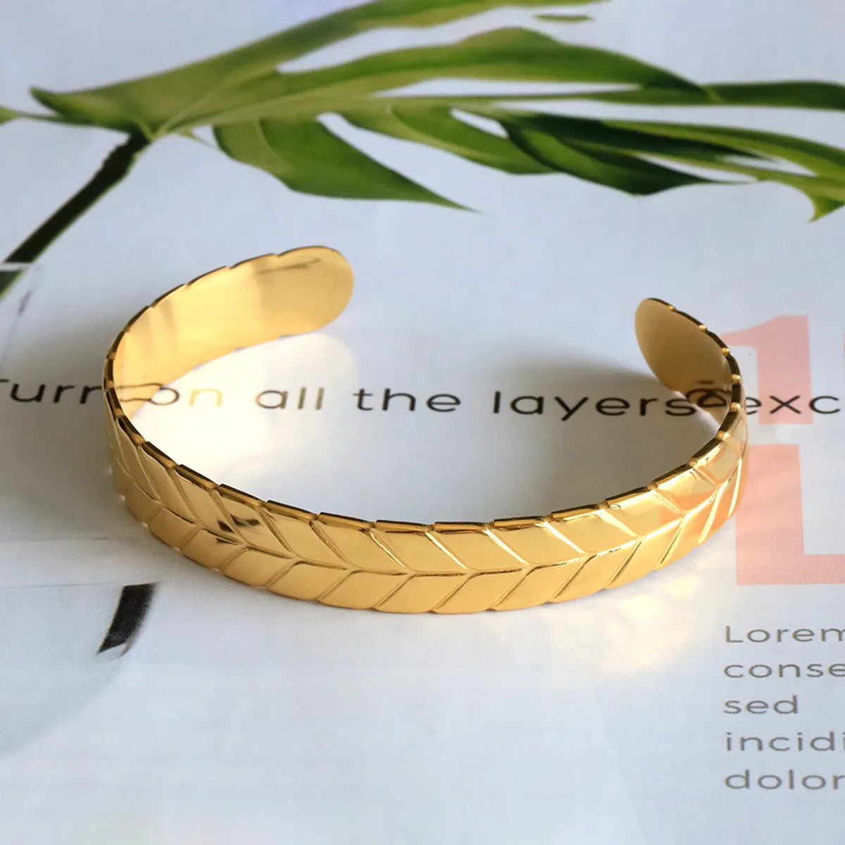 Women’s bracelet sets-Casual Cute Classic Style Solid Color Stainless Steel Plating 18k Gold Plated Bangle