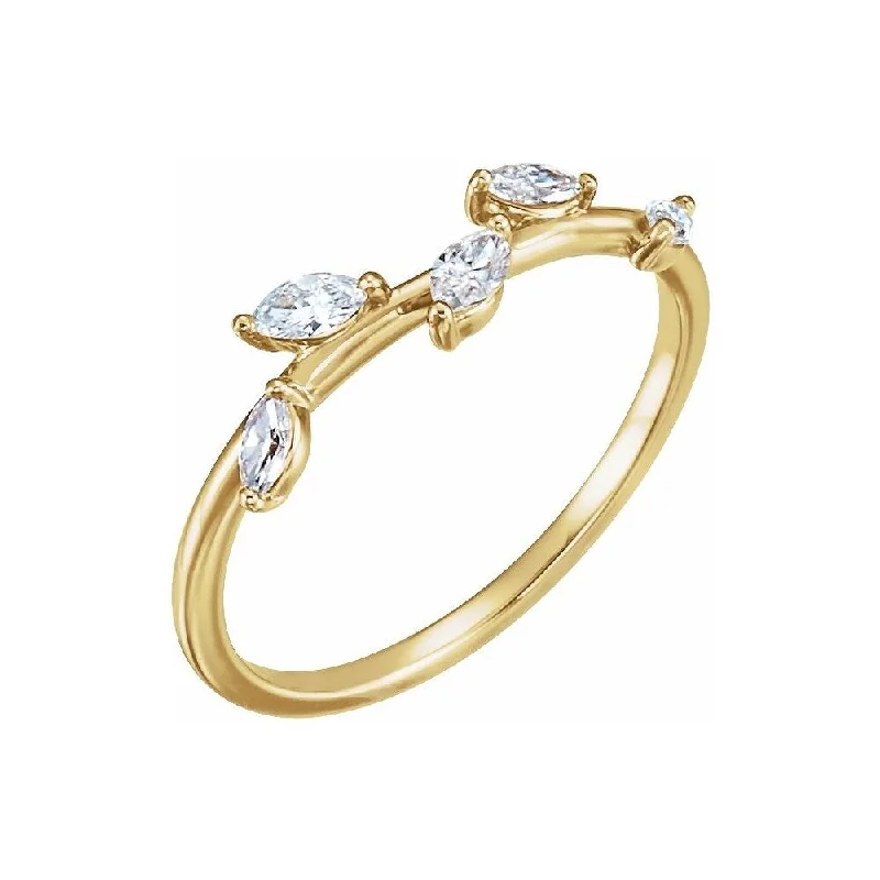 Women’s mixed metal rings-14K Yellow Gold 1/4 CTW Diamond Leaf Ring for Women