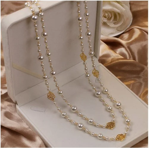 White Hollow Flower Pearl Sweater Chain