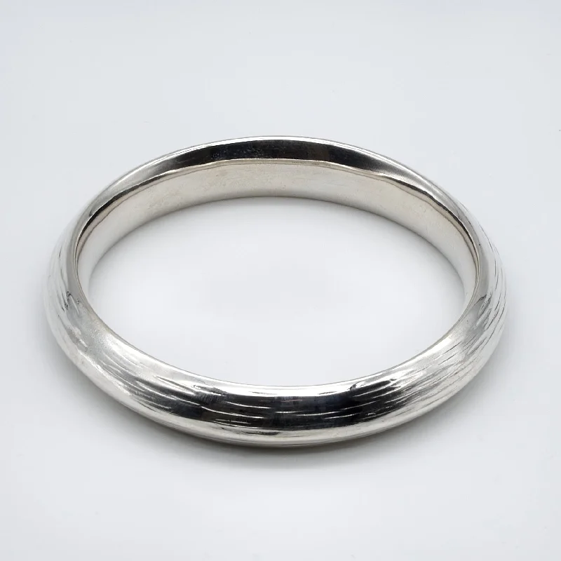 Women’s beaded bangles-Thick Edged Silver Bangle