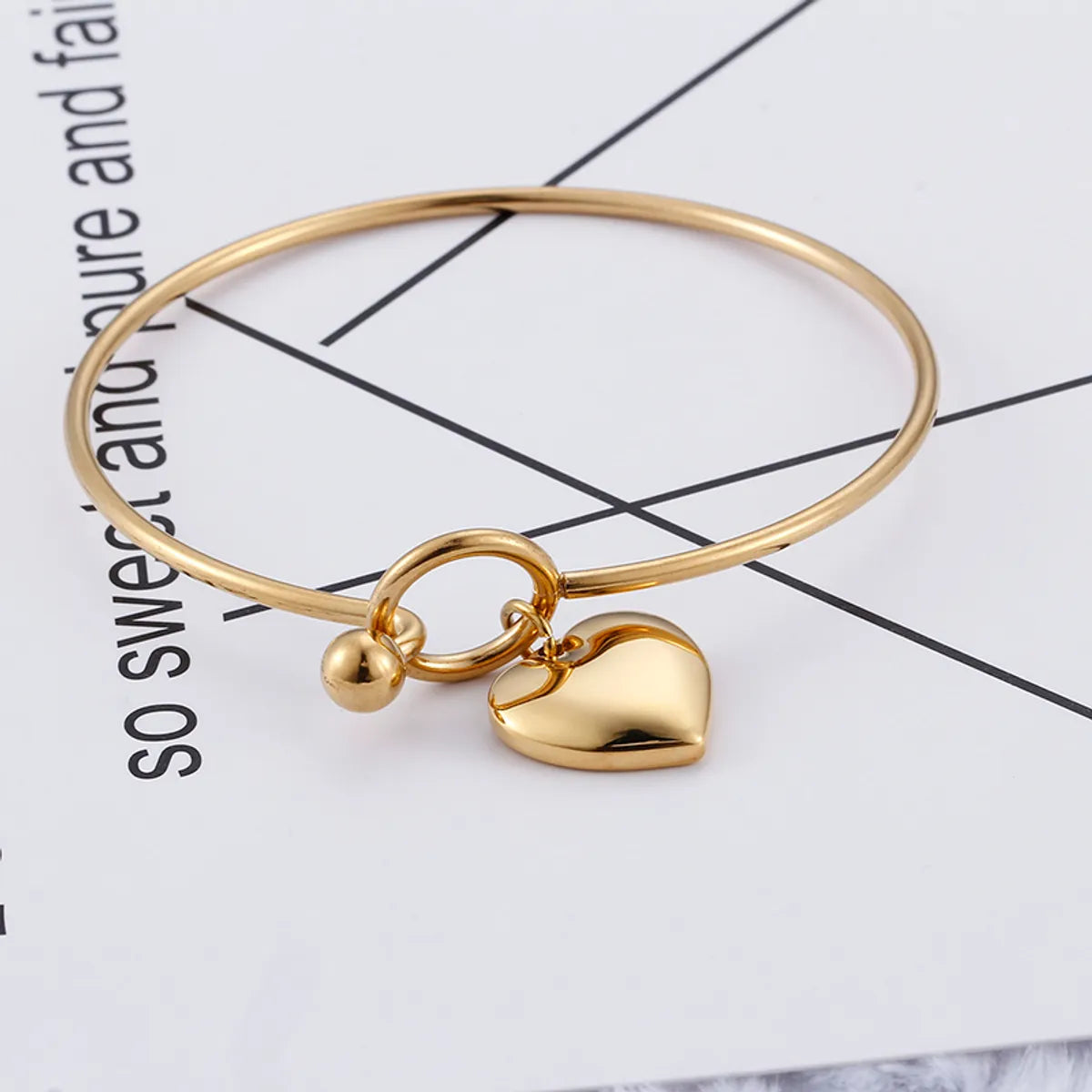 Women’s vintage bracelets-Elegant Modern Style Heart Shape Stainless Steel Titanium Steel 18K Gold Plated Bangle In Bulk