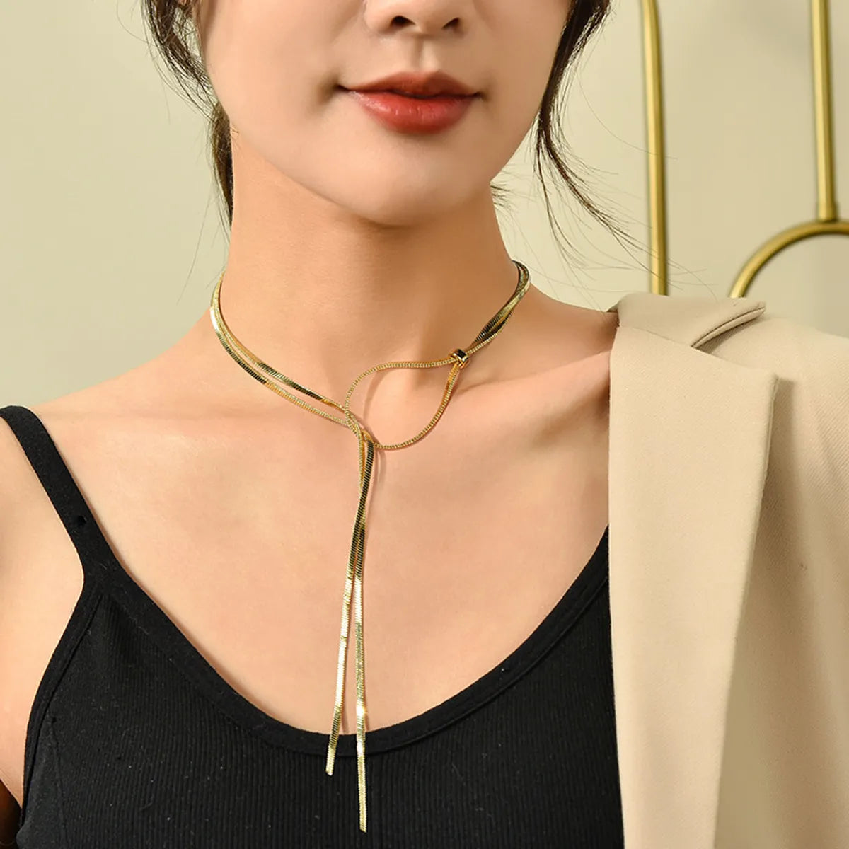 Women’s simple gold necklaces-Simple Style Solid Color Titanium Steel Sweater Chain