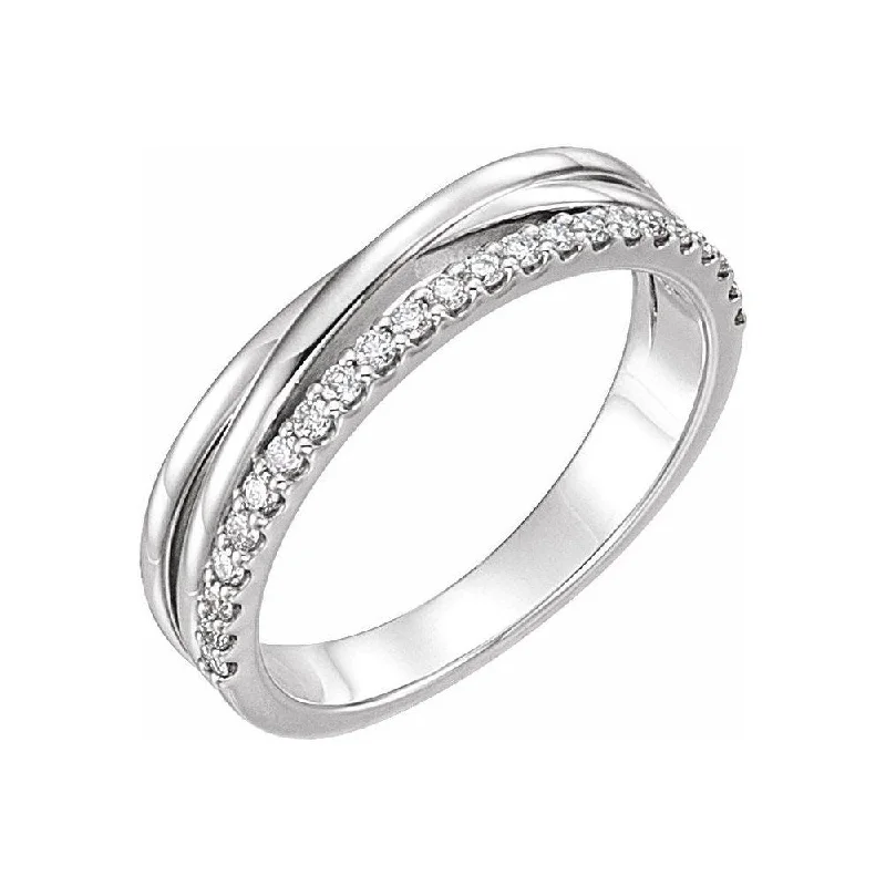 Women’s heart-shaped rings-14K White Gold 1/4 CTW Diamond Criss-Cross Ring for Women