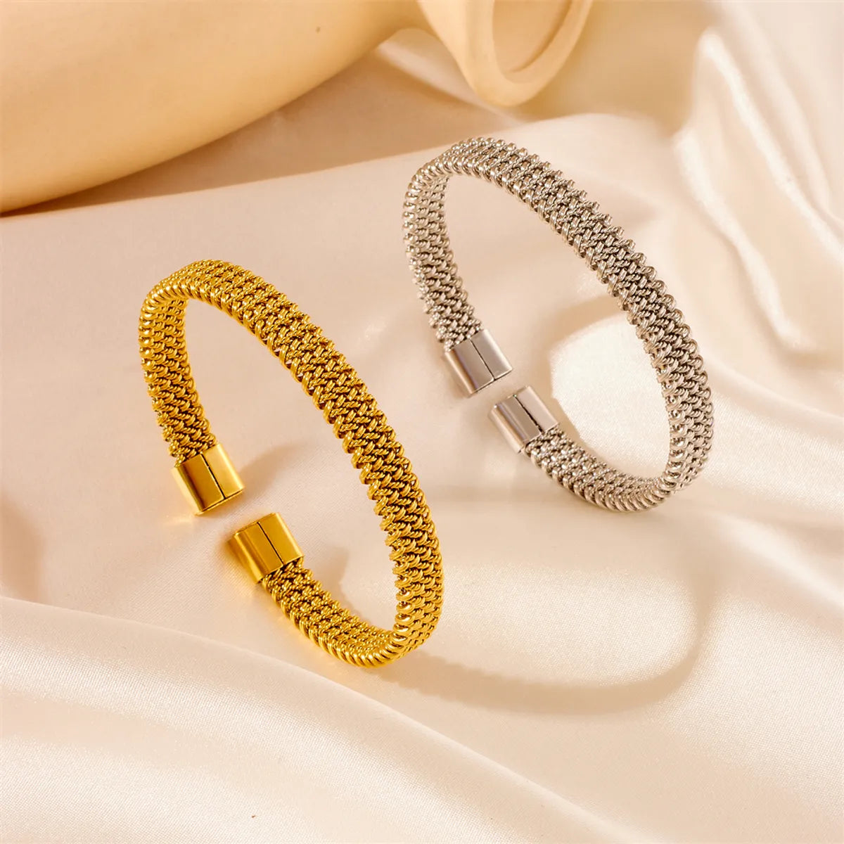 Women’s infinity bracelets-Vintage Style C Shape Titanium Steel Plating 18k Gold Plated Bangle