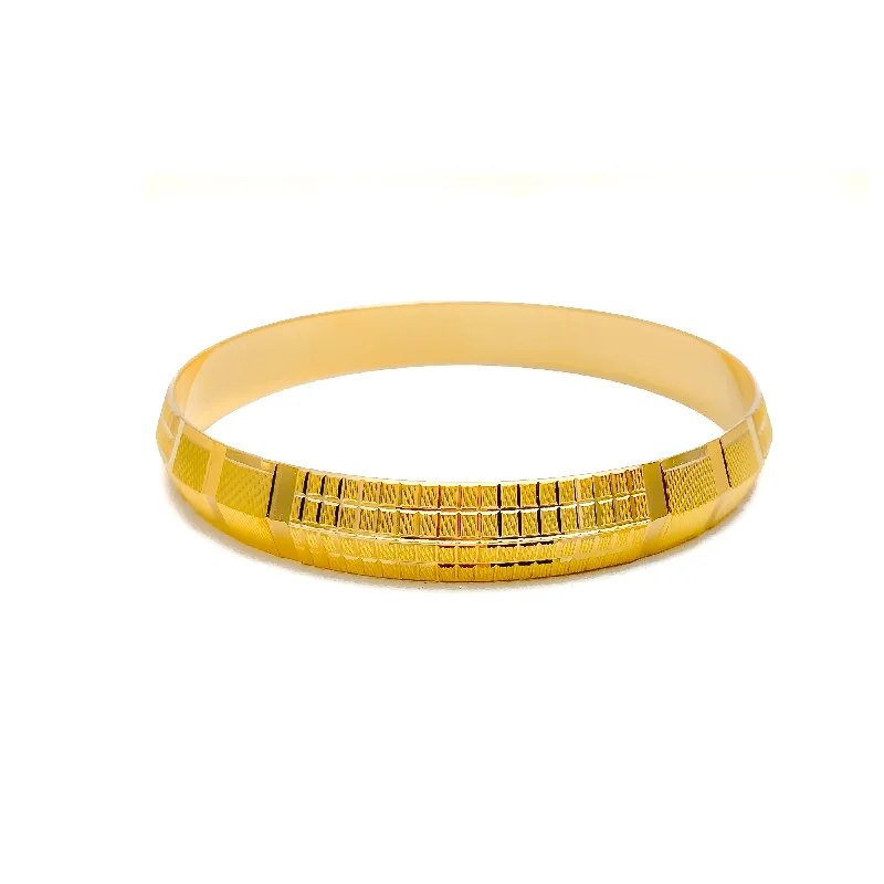 Women’s chunky bangles-Vibrant Stately Men's 22k Gold Bangle